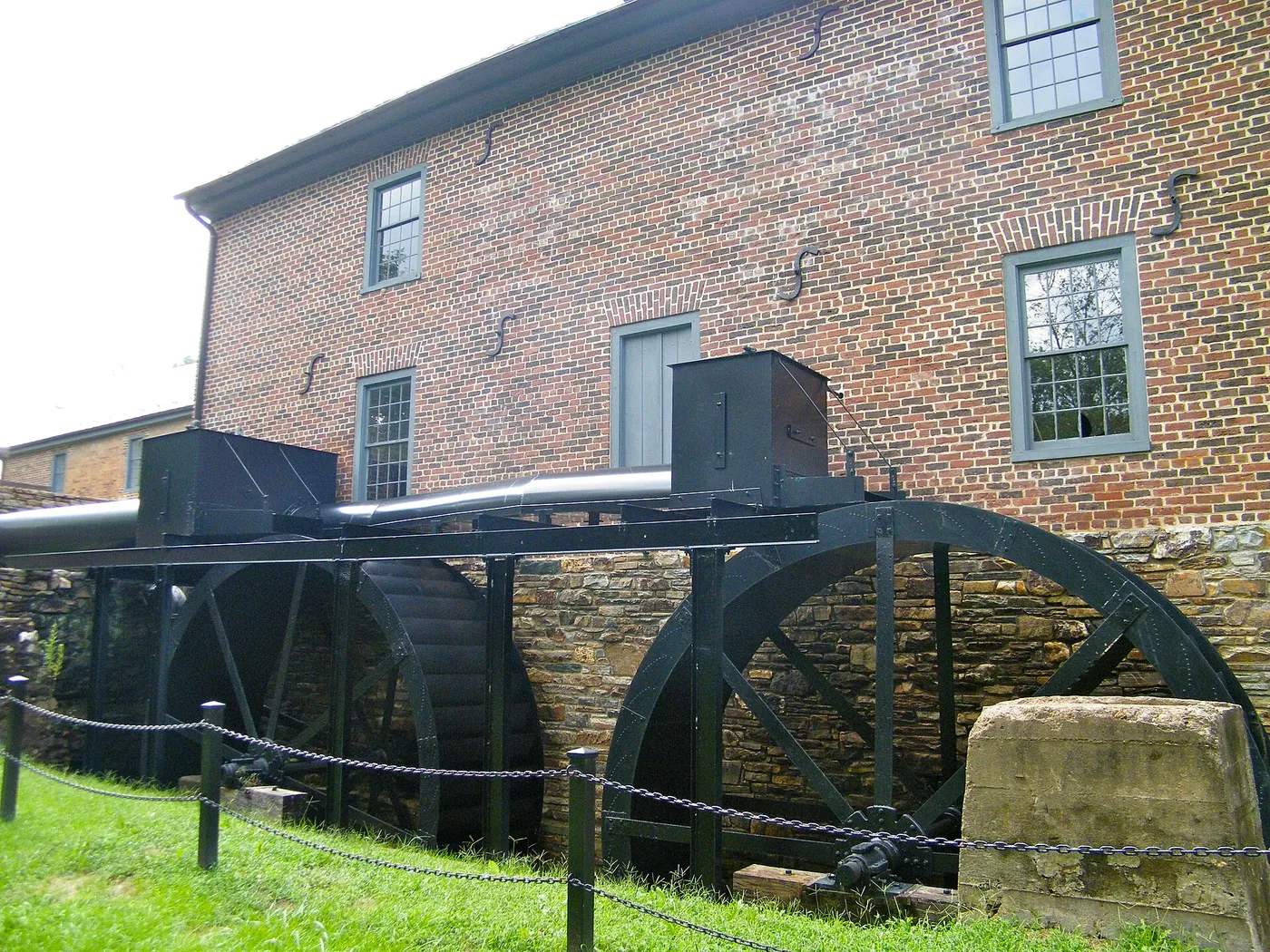The water wheels at Aldie Mill
