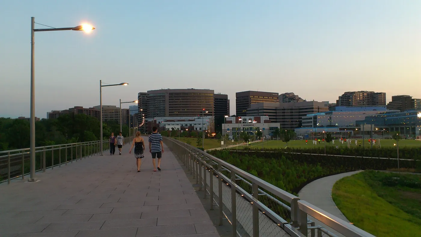 The esplanade at Long Bridge Park