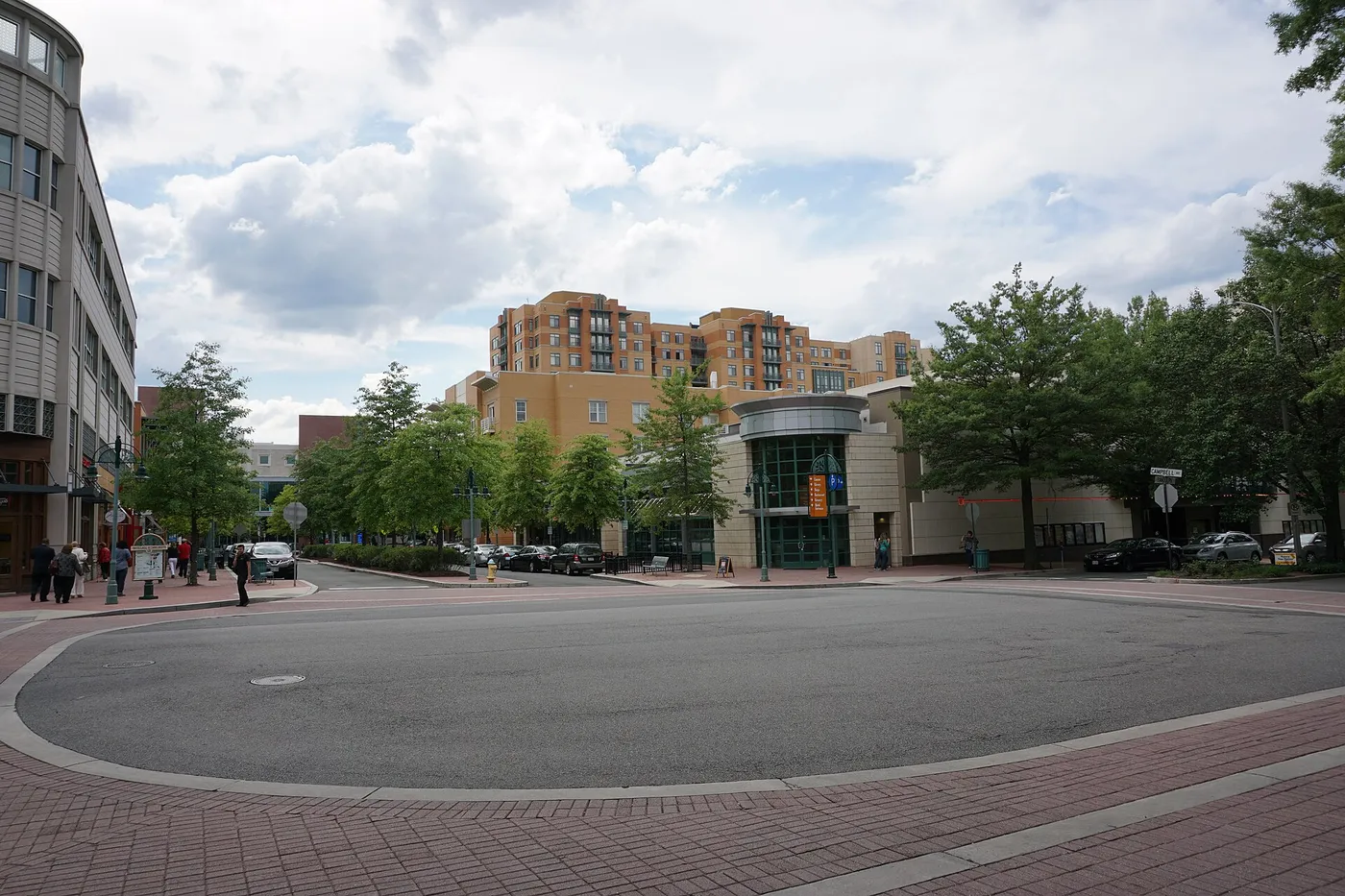 Campbell Avenue in Shirlington